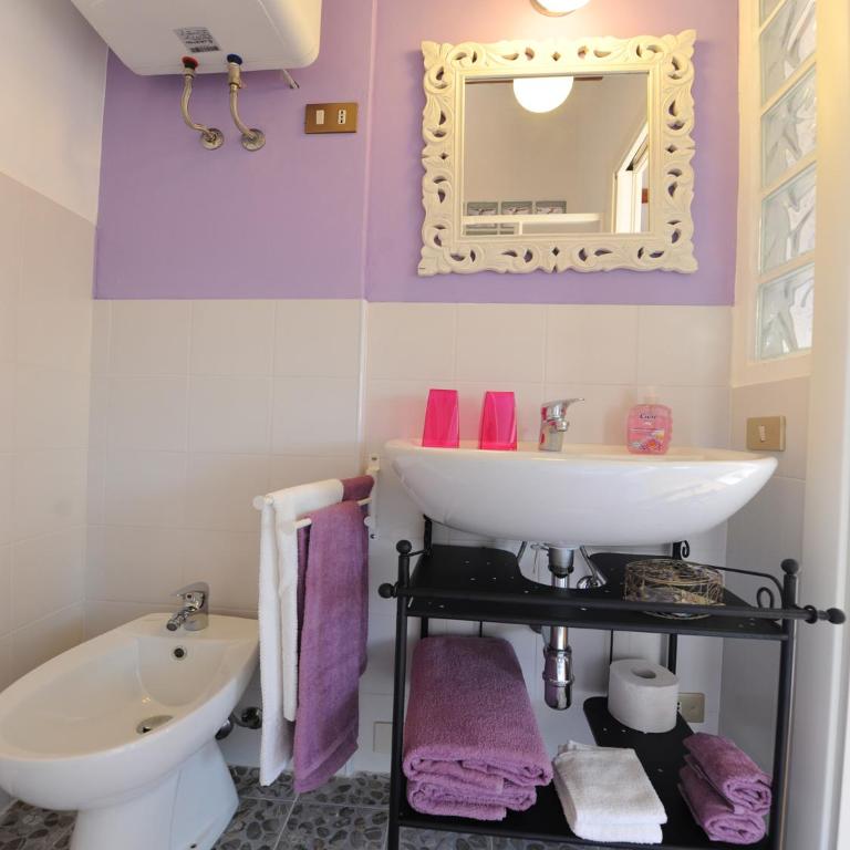 B&B Glicine - Camera Matrimoniale con Bagno Privato - 4