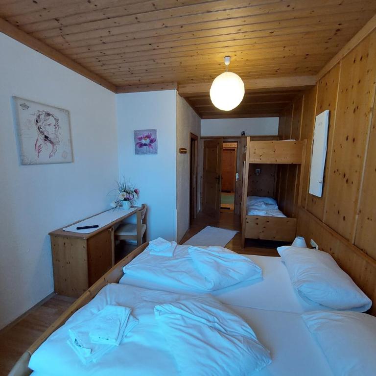 Frühstückspension zur Post - Vierbettzimmer - 1