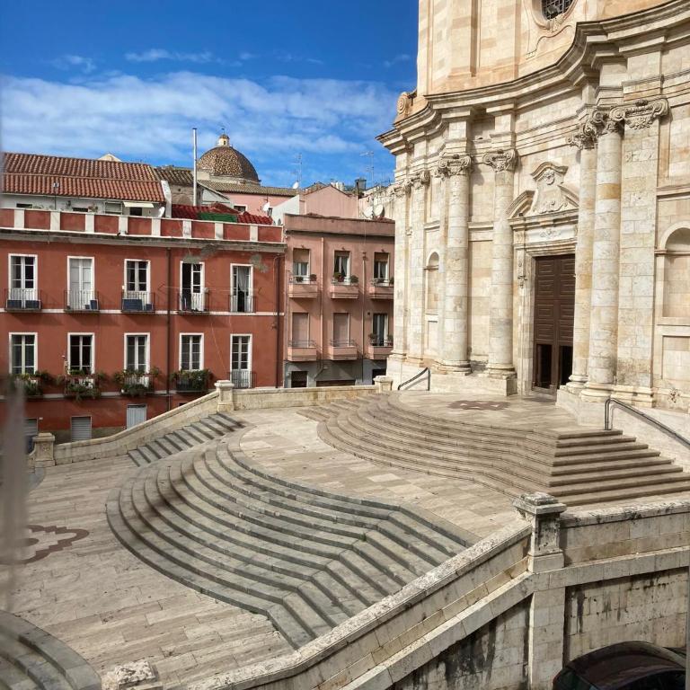 Frangipani HOUSE Cagliari luxury huge apartment city center with lift - Three-Bedroom Superior Apartment - 11