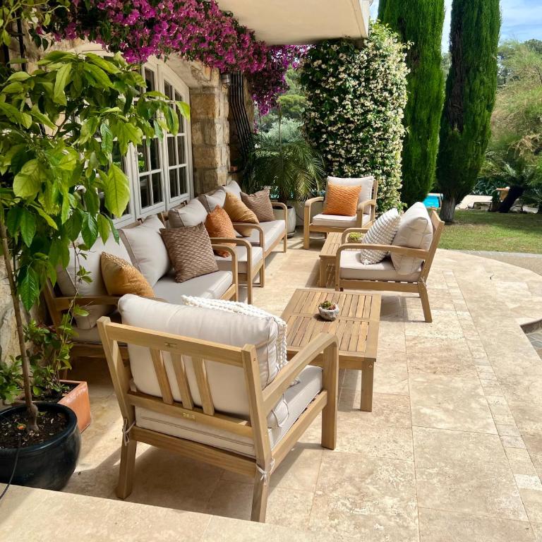 Private & comfortable stone villa with pool - Villa - 2