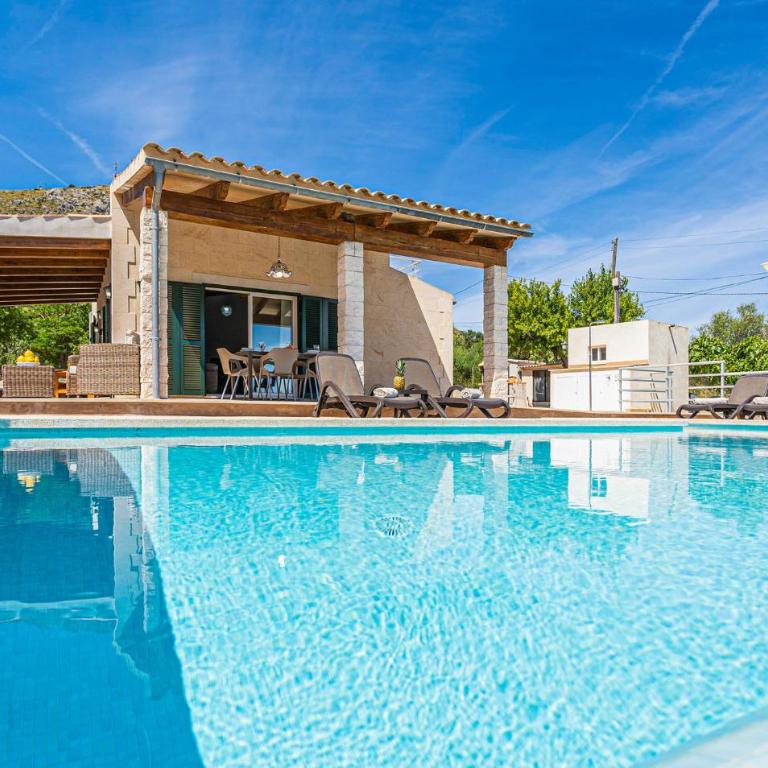 Awesome Home In Puerto De Alcudia - Casa Vacacional de 3 dormitorios - 1