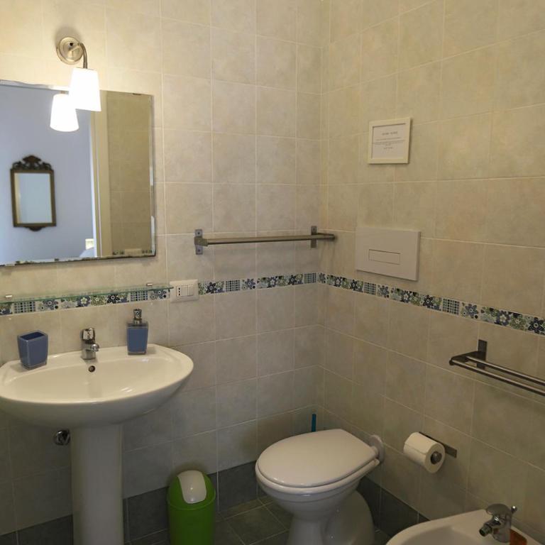 B&B La casa di Paola - Camera Matrimoniale/Doppia con Letti Singoli - 9