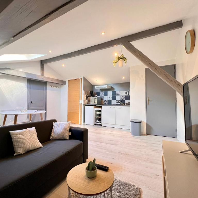 MAISON DE VILLE 10 personnes CLOS CHASSAING- WIFI -CENTRE VILLE -PROPERTY RENTAL NM - Haus mit 5 Schlafzimmern - 26