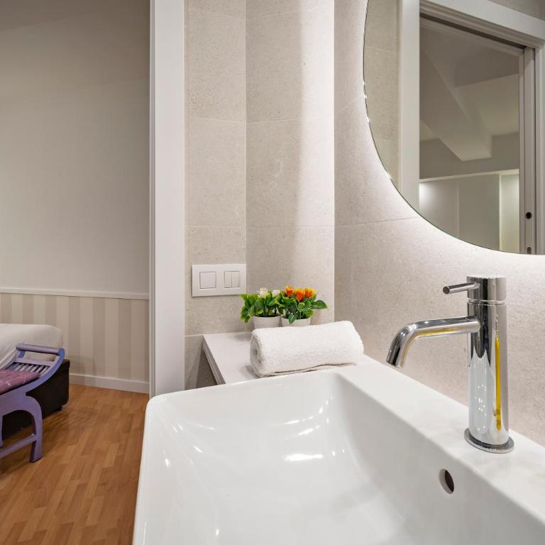 Habitat Apartments Ribes - Two-Bedroom Apartment - 9