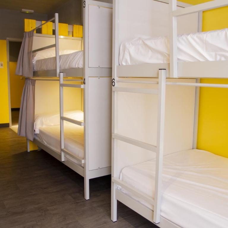 Room Valencia - Bed in 6-Bed Mixed Dormitory Room with Private Bathroom - 5