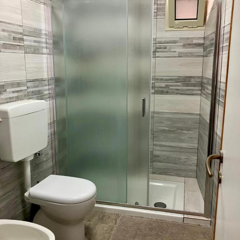 Le Dimore di Ike - Camera Matrimoniale/Doppia con Letti Singoli con Bagno Privato - 1