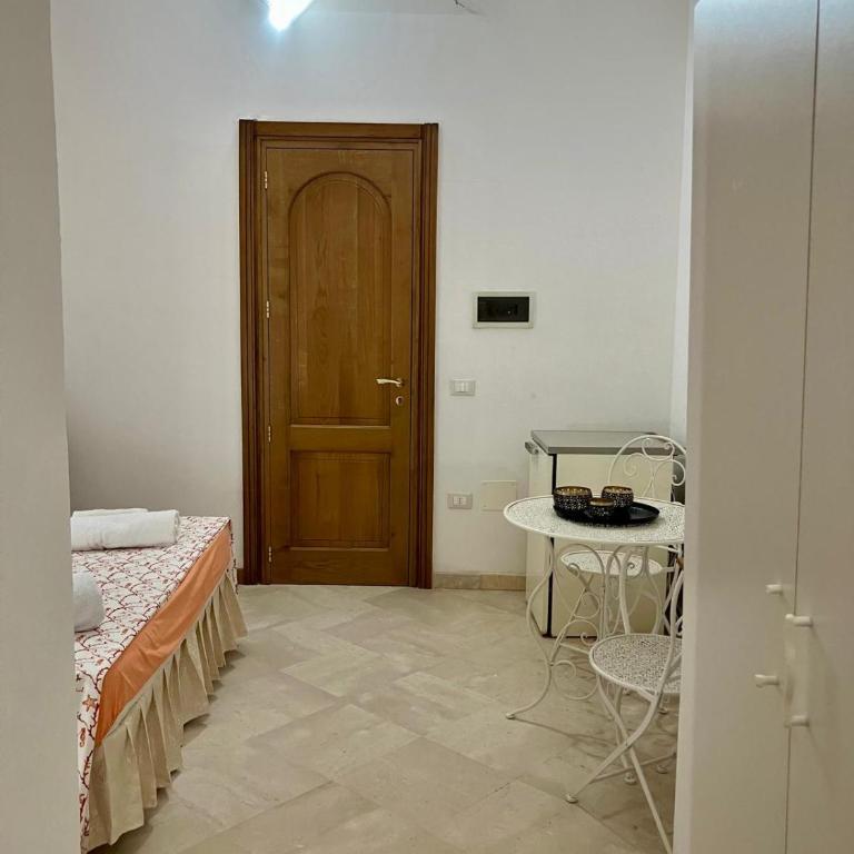 Le Dimore di Ike - Camera Matrimoniale/Doppia con Letti Singoli con Bagno Privato - 2