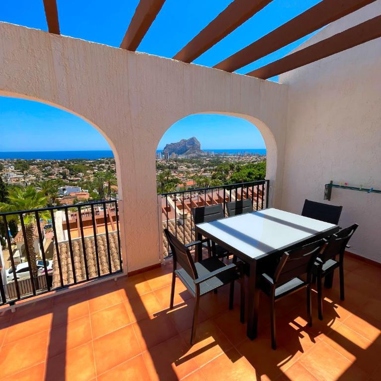 Imperial Park Calpe Pool Paradise 2 bedroom 05 - Two-Bedroom Apartment - 3