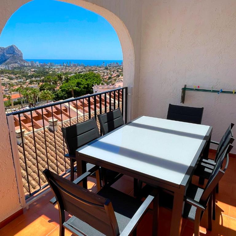 Imperial Park Calpe Pool Paradise 2 bedroom 05 - Two-Bedroom Apartment - 24