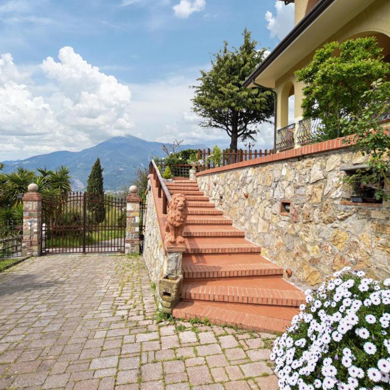 Accogliente Casa Con 4 Camere Da Letto - Casa Vacanze con 4 Camere da Letto - 9