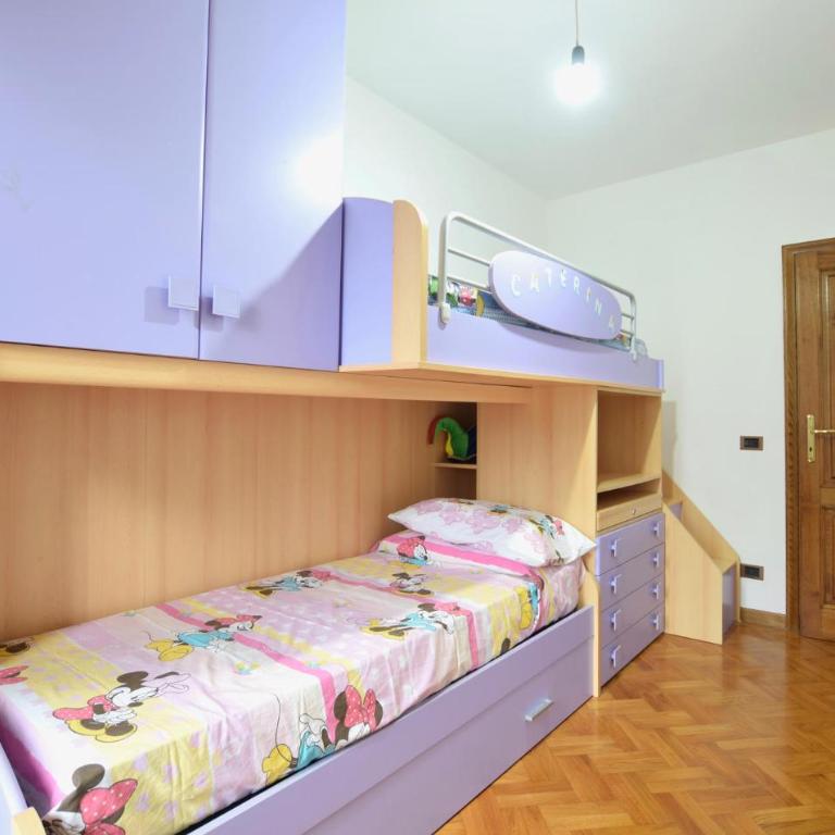 Accogliente Casa Con 4 Camere Da Letto - Casa Vacanze con 4 Camere da Letto - 24