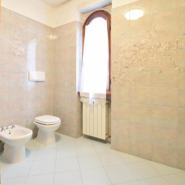 Accogliente Casa Con 4 Camere Da Letto - Casa Vacanze con 4 Camere da Letto - 27