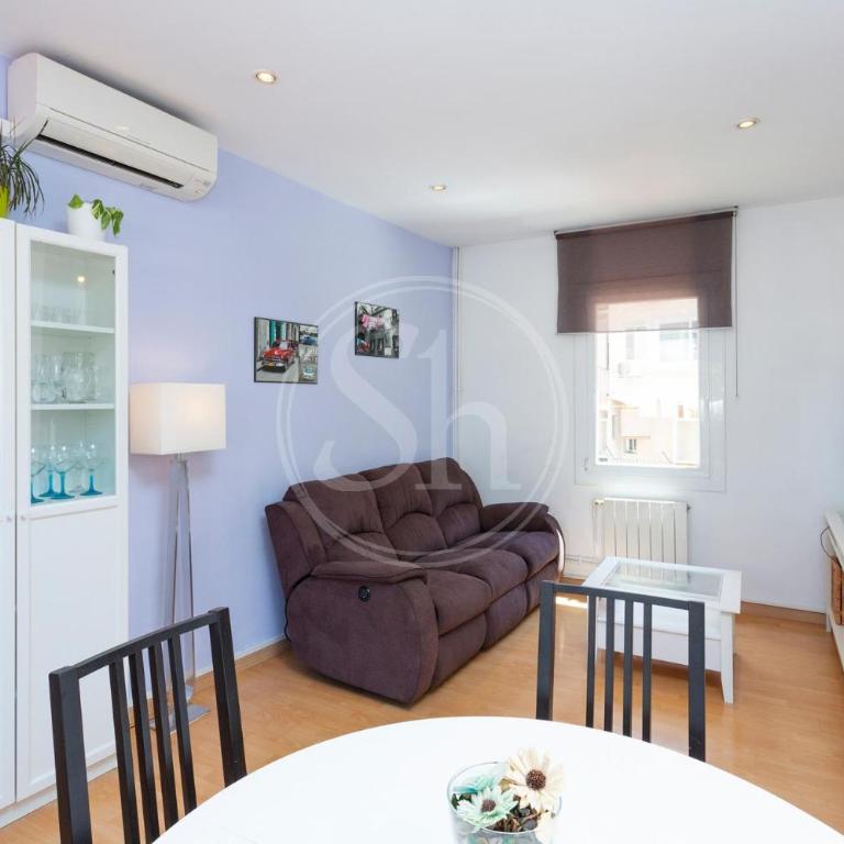 Apartamento con Terraza en Poble Sec - Three-Bedroom Apartment - 11