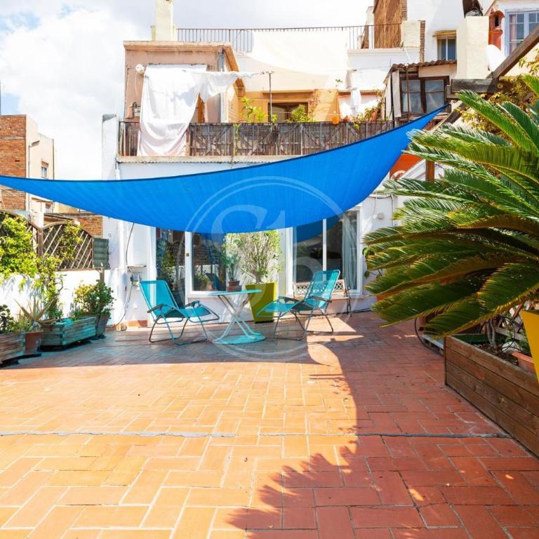 Apartamento con Terraza en Poble Sec - Three-Bedroom Apartment - 3