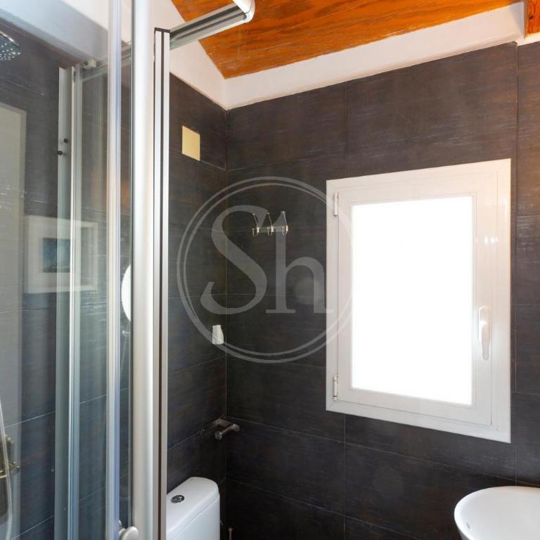 Apartamento con Terraza en Poble Sec - Three-Bedroom Apartment - 29
