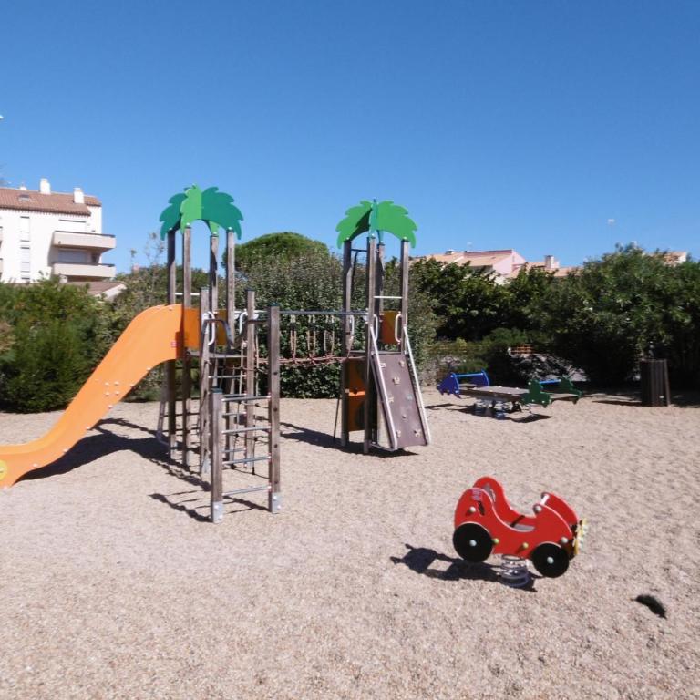 Narbonne-Plage: Superbe T3 60m², 6 pers, Balcon, Parking, Proche mer & commerces - FR-1-795-7 - Apartment - 19