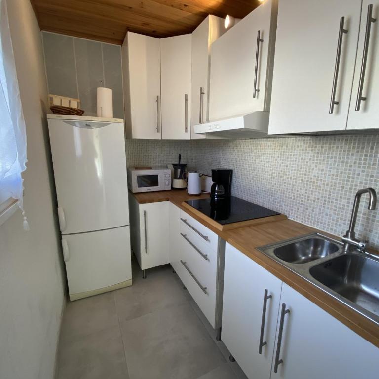 Narbonne-Plage : T2 climatisé, balcon, parking, à 100m de la plage, commerces à proximité - FR-1-795-12 - Apartamento - 7