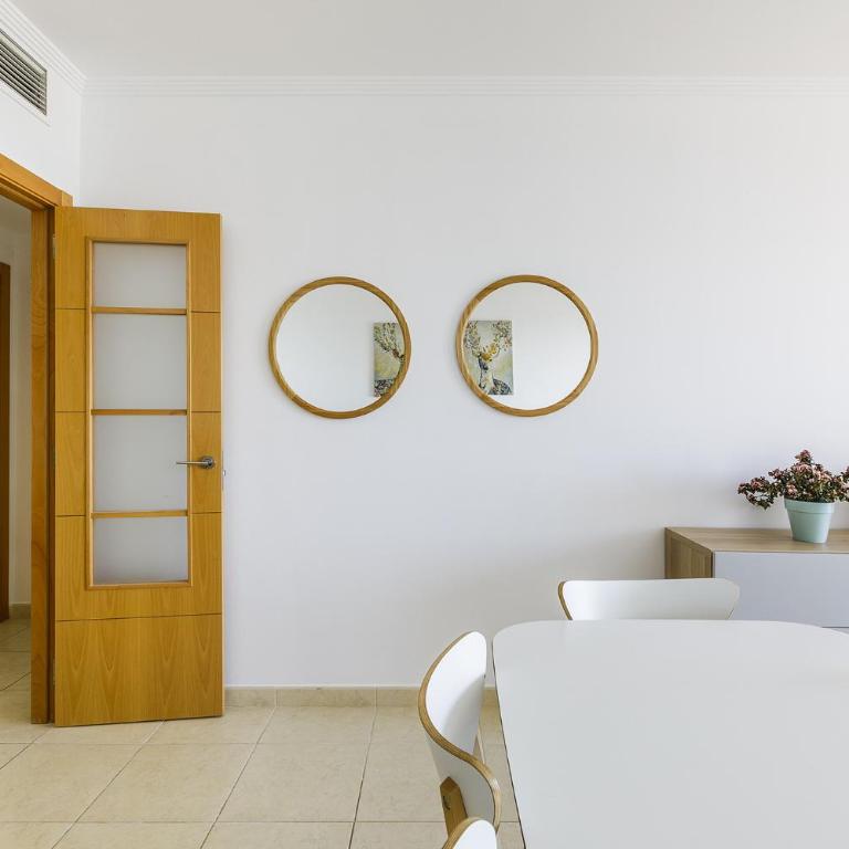 A&N Sea View Family Apartment with Pool & Parking - Three-Bedroom Apartment - 19
