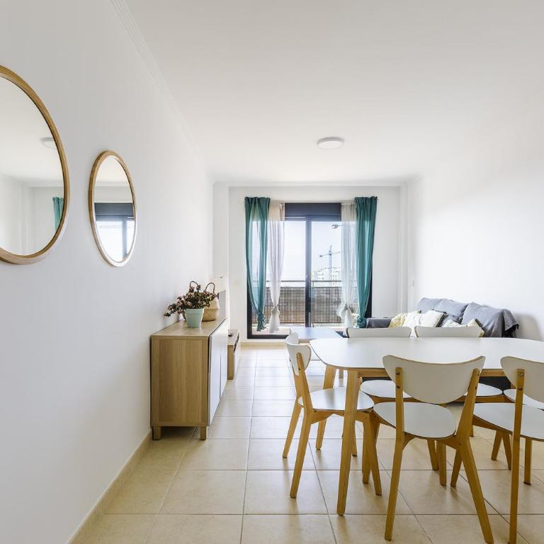 A&N Sea View Family Apartment with Pool & Parking - Three-Bedroom Apartment - 27