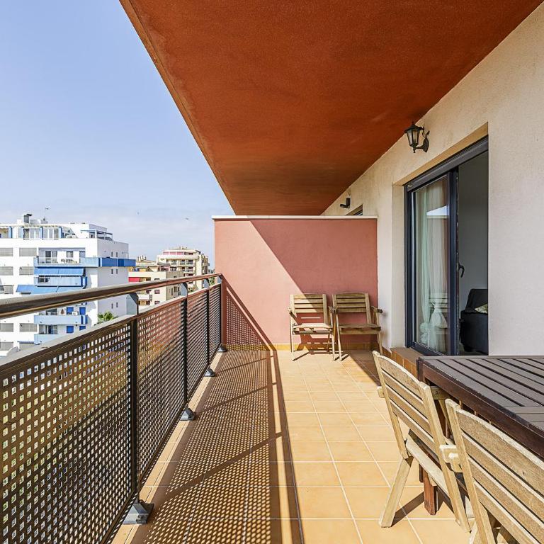 A&N Sea View Family Apartment with Pool & Parking - Three-Bedroom Apartment - 49
