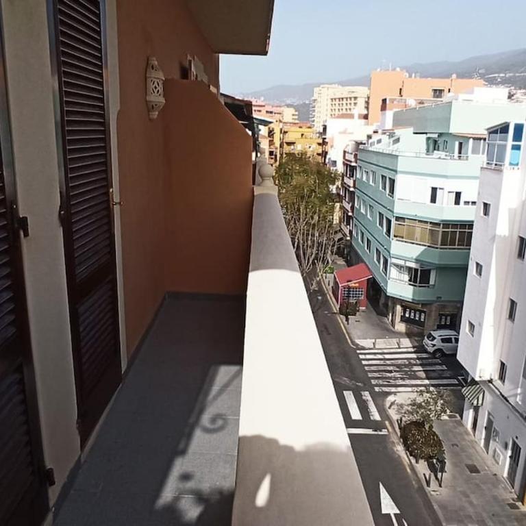 Centrico, Comodo y Bello Apto en Puerto de La Cruz - Apartamento de 2 dormitorios - 17