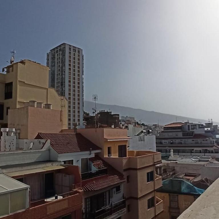 Centrico, Comodo y Bello Apto en Puerto de La Cruz - Apartamento de 2 dormitorios - 31