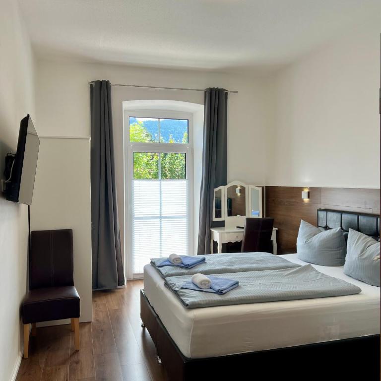 Gasthof Löwen - Doppelzimmer mit Balkon - 4