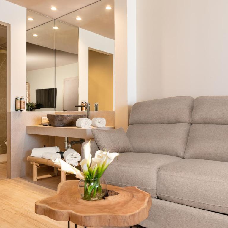 Event Tarifa by QHotels - Adults Recommended - Habitación Doble Deluxe - 1 o 2 camas - 3