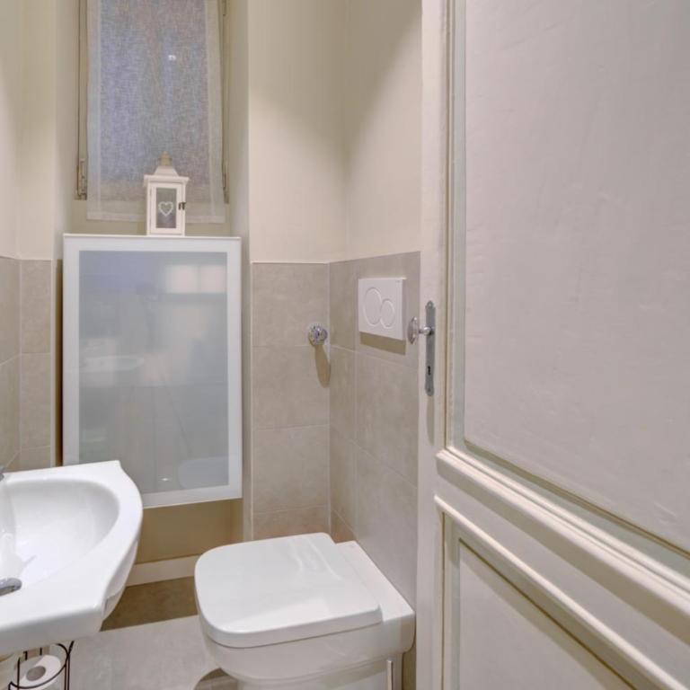 Residenza Bertola 23 - Appartamento Superior con 2 Camere da Letto - 6