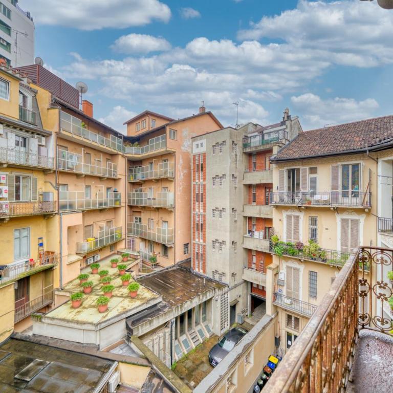 Residenza Bertola 23 - Appartamento Superior con 2 Camere da Letto - 32