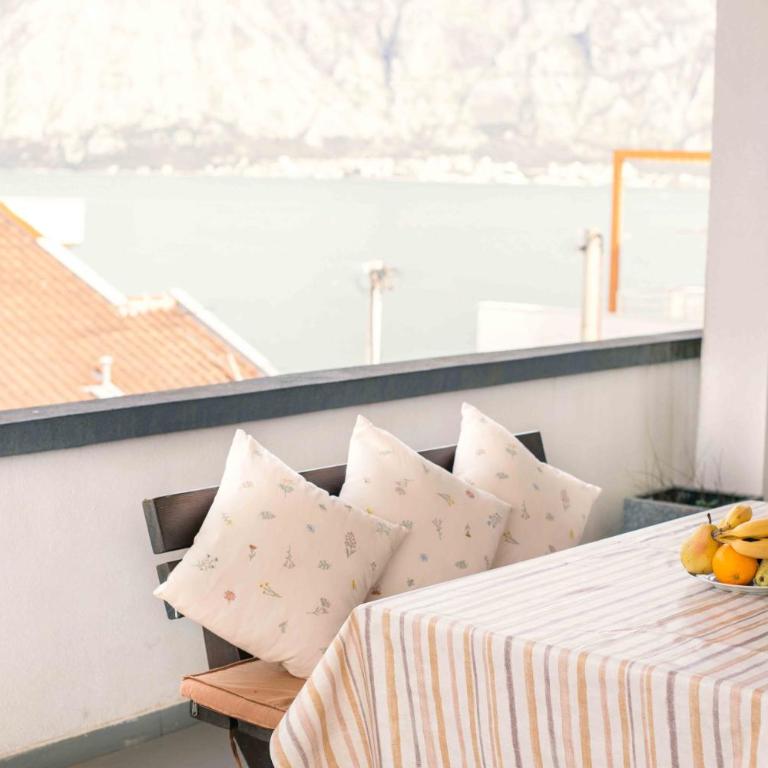 Step to Kotor bay St-oliv - Two-Bedroom Apartment - 15
