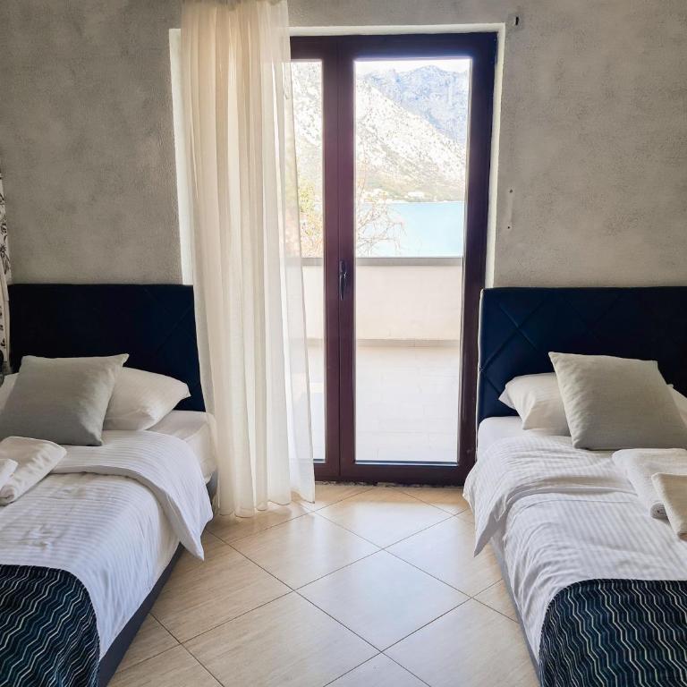 Step to Kotor bay St-oliv - Two-Bedroom Apartment - 10