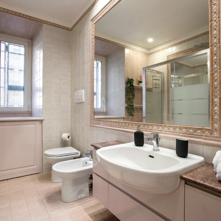Appia Luxe - A poche fermate del Centro - Appartamento Superior con 2 Camere da Letto - 5