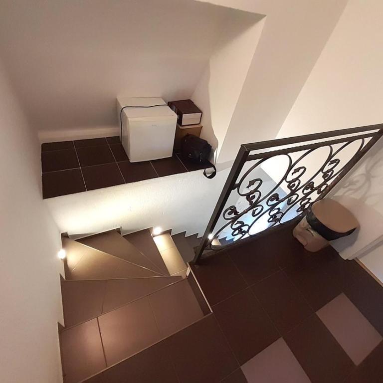Guesthouse Ema - Gradska Kuća sa 2 Spavaće Sobe - 19
