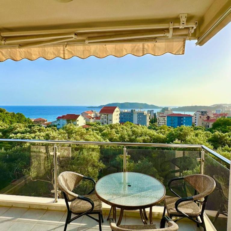 Sea View Olive Apartments - One-Bedroom Apartment - 1