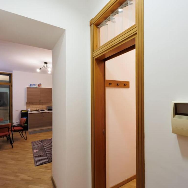 Dante Studio Apartment Super Central next metro By HouseinNaples - Two-Bedroom Studio Apartment - 22