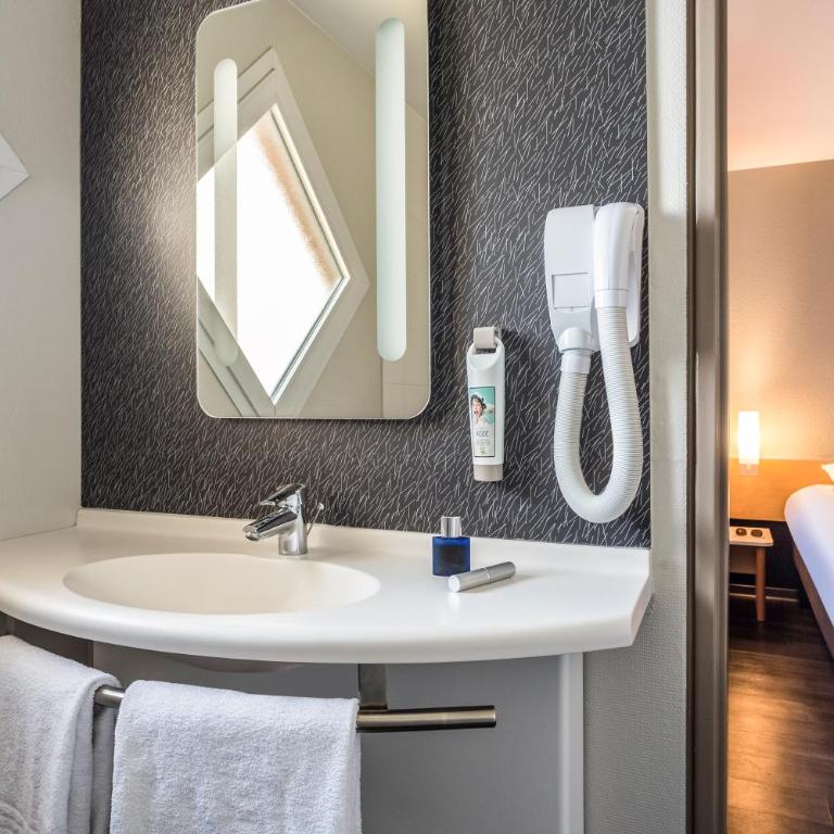 ibis Thonon Centre - Chambre Double - 8