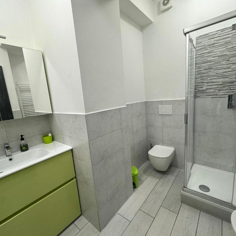 camera con bagno privato - Quadruple Room with Private Bathroom - 10