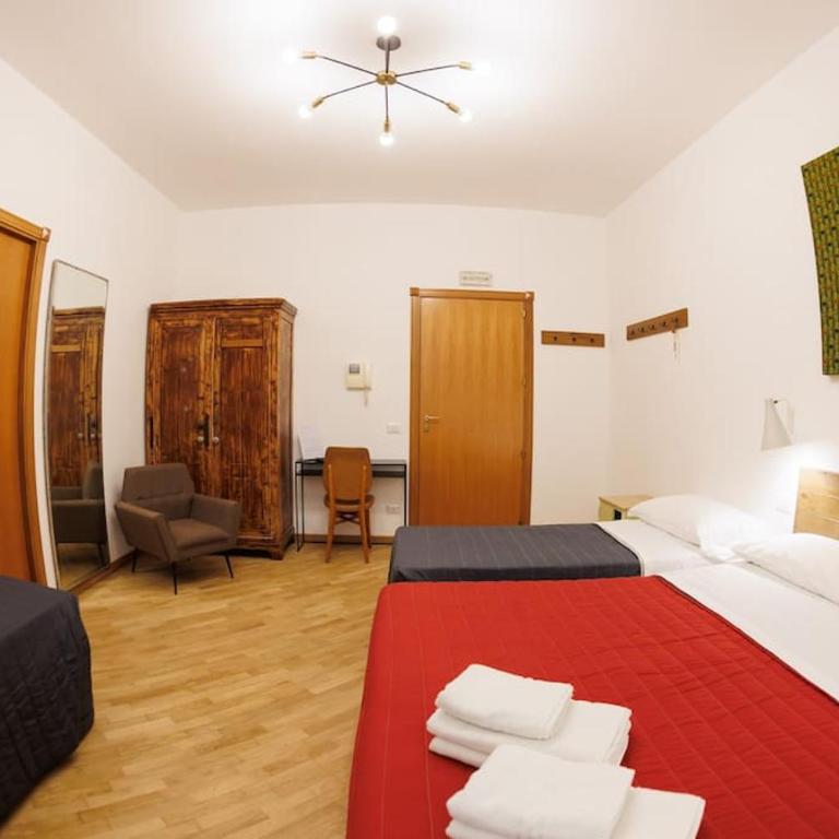 Dante 2 Rooms Apartment Super Central next metro By HouseinNaples - One-Bedroom Apartment - 4