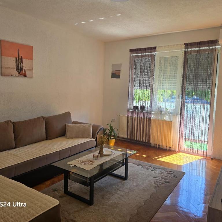 Apartman PARK - One-Bedroom Apartment - 1