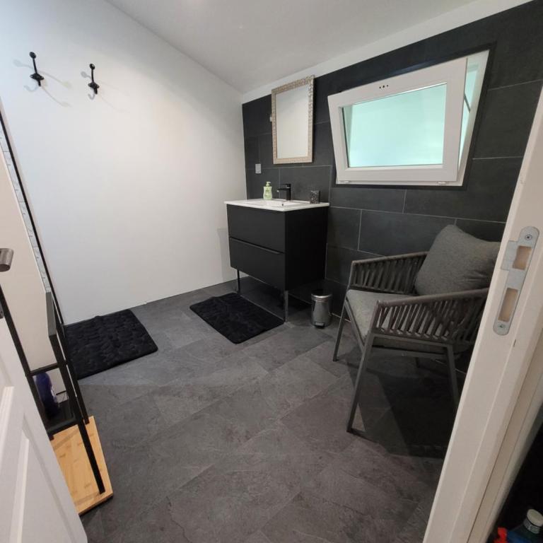 Secret Love Jacuzzi ou Midnight Spa - Apartment - 19