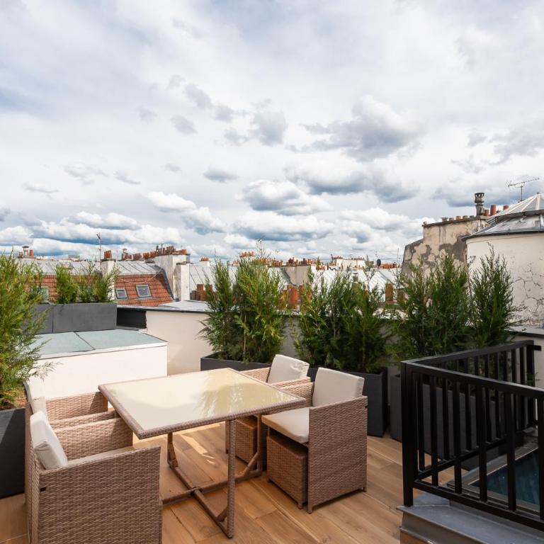 Les Suites HCR - Suite avec Terrasse - 1
