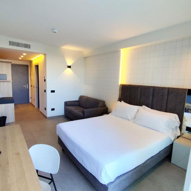 Hotel Sporting Riccione - Camera Deluxe Giardino - 1