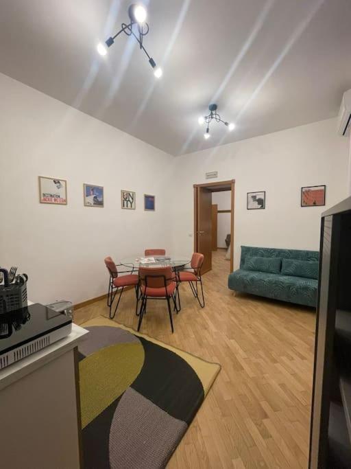 Dante Apartament for Group and Family By HouseinNaples - Appartamento con 3 Camere da Letto - 13