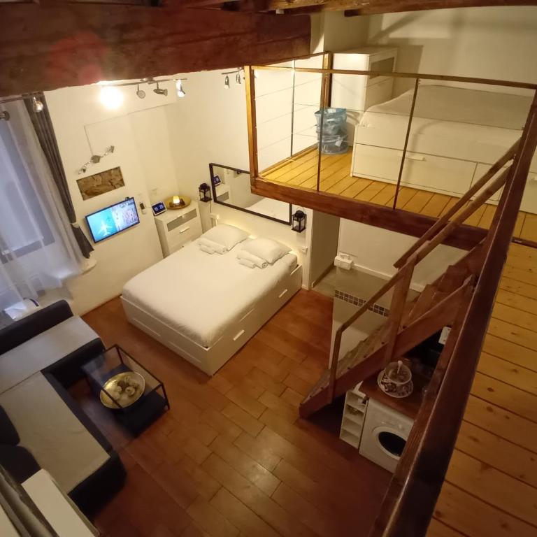 Loge du Vieux Lyon Chambre d'hôtes - Chambre Familiale Deluxe - 5