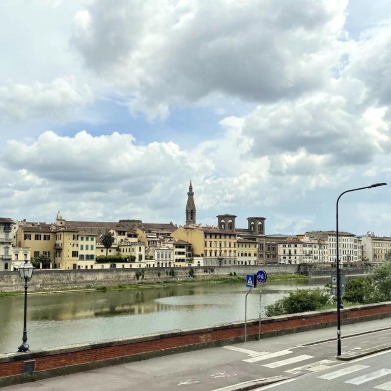 Serristori 31 - Appartamento con 4 Camere da Letto - 54