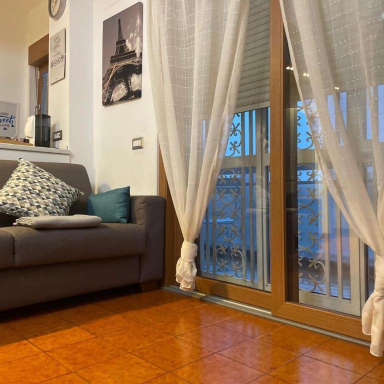 Home Sweet Home - Tiburtina metro B per Colosseo - Appartamento con 2 Camere da Letto - 3