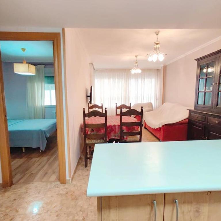 Apartamento Torrevieja el cura playa - Two-Bedroom Apartment - 9