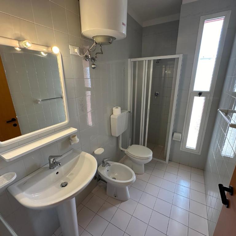 Villaggio Luna Swimmingpool- Agenzia Cocal - Appartamento su 2 Livelli - 9