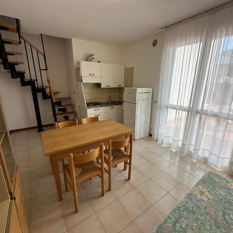 Villaggio Luna Swimmingpool- Agenzia Cocal - Appartamento su 2 Livelli - 21